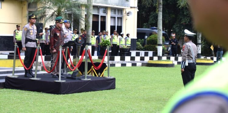 Sambut Pergantian Tahun 2026, Bupati Sadewo Pimpin Apel Kesiapan Pelayanan Masyarakat