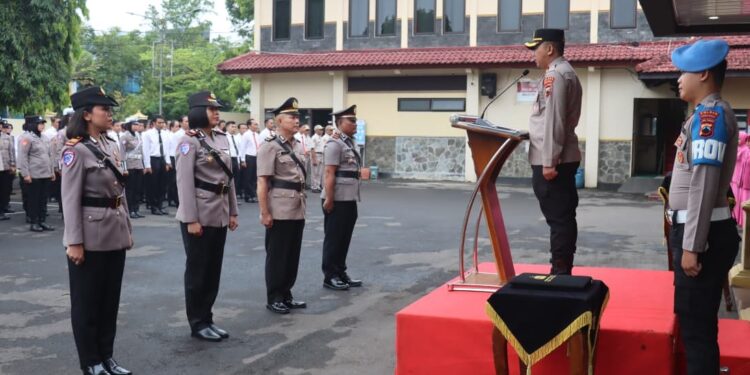 Polres Purbalingga Gelar Sertijab Kasatlantas dan Kapolsek Padamara