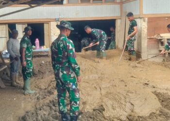 TNI Tak Pernah Berhenti: Setia Bersama Rakyat, Muara Pingai Bangkit dari Banjir Bandang