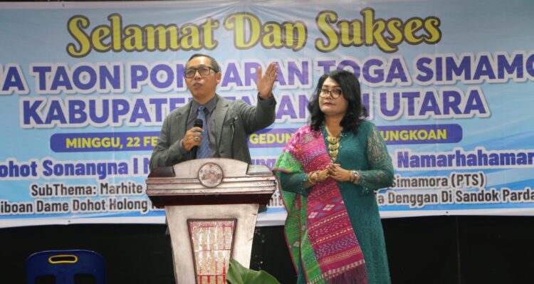 Hadiri Pesta Bona Taon PTS, Bupati Tapanuli Utara Harapkan Sinergitas Seluruh Elemen