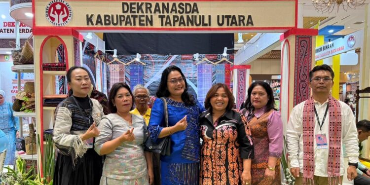 Pemkab Tapanuli Utara Dukung Penguatan Ekonomi Kreatif dan Pelestarian Budaya Lewat Inacraft 2026