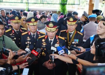 Hadiri Pemakaman, Kapolri: Pesan Eyang Meri Jadi Inspirasi dan Semangat Keluarga Besar Polri