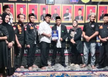 Serah Terima SK DPAC Rumpin Berjalan Lancar, Dikediaman Ketua PAC Kabupaten Bogor