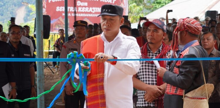 Bupati Taput Resmikan Pusat Adat Simardangiang, Perkuat Identitas dan Hilirisasi Kemenyan