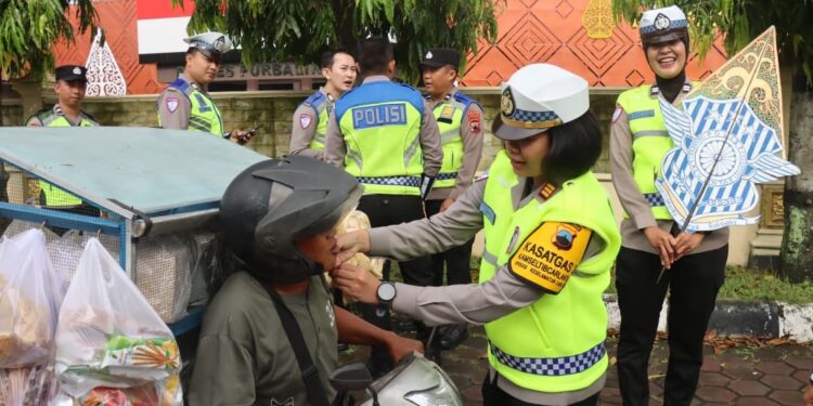 Sosialisasi Terpadu Operasi Keselamatan Candi 2026, Polres Purbalingga Hadirkan Badut dan Wayang