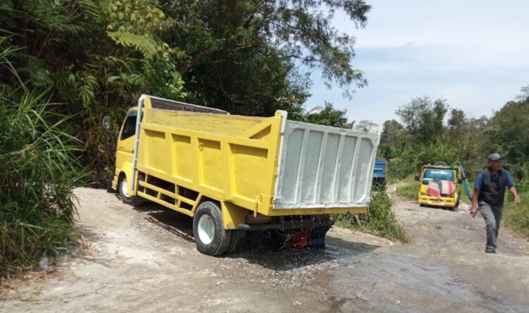 Satpol PP Taput  Tebang Pilih Tindak Penambang Pasir Illegal.