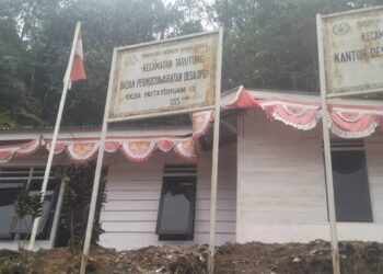 ‎ Penyaluran Dana Desa Hutatoruan VIII Kecamatan Tarutung Disorot. Proyek Rusak, Bumdes Diduga Habiskan Anggaran