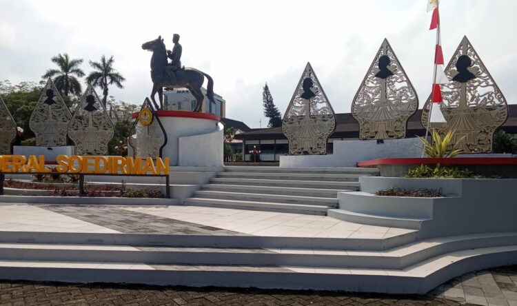 Puasa Menambah Iman, Menumbuhkan Cinta : TIGA PERBUATAN YANG DIMURKAI TUHAN, Oleh Widoyo Satmoko