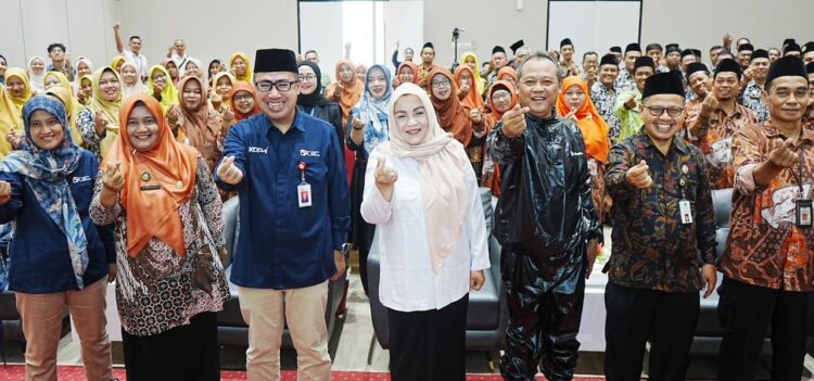 Wabup Banyumas Lintarti Buka Training of Trainers Penyuluh Agama Islam se Jateng dan DIY bersama OJK