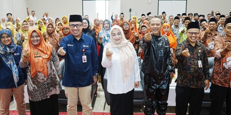 Wabup Banyumas Lintarti Buka Training of Trainers Penyuluh Agama Islam se Jateng dan DIY bersama OJK
