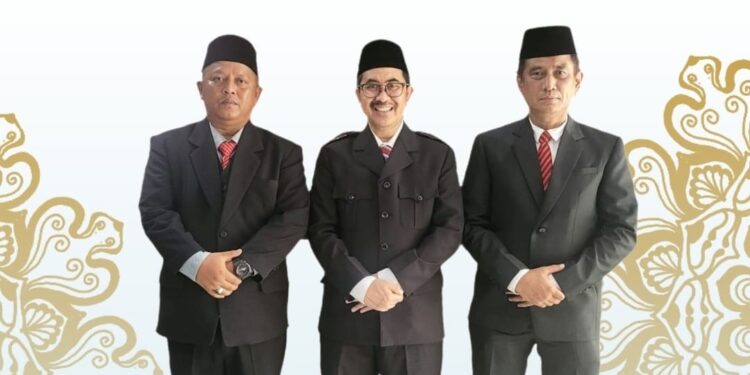 Direksi Perumda Air Minum Tirta Jati Kabupaten Cirebon Mengucapkan Slamat Hari Raya Idul Fitri 1447 H-2026 M