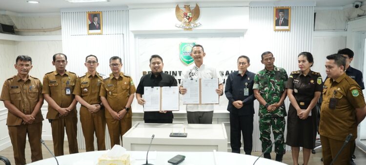 Bupati Subang Bersama Forkopimda Tanda Tangani MoU Pemanfaatan Videotron Untuk Informasi Publik