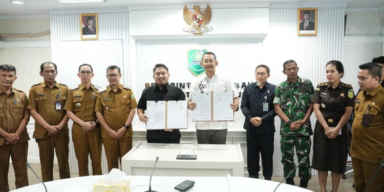 Bupati Subang Bersama Forkopimda Tanda Tangani MoU Pemanfaatan Videotron Untuk Informasi Publik