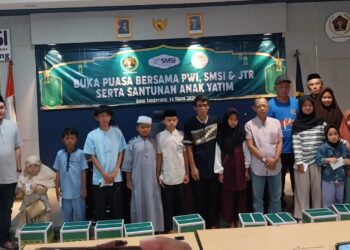 Ramadan Penuh Berkah, PWI Kota Tangerang Bersama SMSI dan JTR Gelar Buka Puasa Bersama dan Santunan