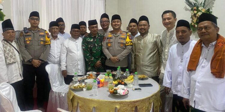 Perkuat Sinergi Kamtibmas, Kapolres Gresik Hadiri Safari Ramadan bersama Forkopimda di Driyorejo