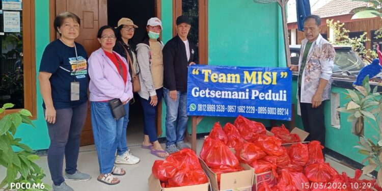 Gets Care GKMI Getsemani Kembali Salurkan Bantuan untuk Warga Terdampak Banjir di Perum Total Persada