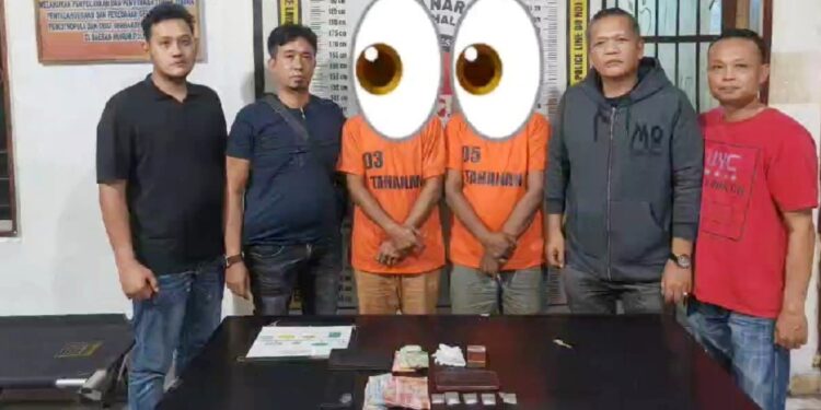 Polsek Bangun Tidak Pandang Bulu Tindakan Tegas Dua Pengedar Sabu 4,6 Gram Ditangkap di Warung Tuak Eks Lokalisasi