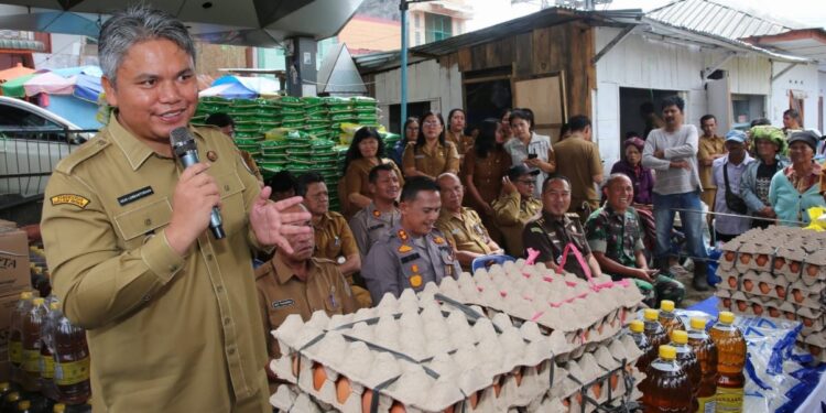 Pemerintah Kabupaten Tapanuli Utara Gelar Gerakan Pangan Murah di Pasar Siborongborong