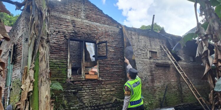 Kebakaran Rumah di Kutasari, Polisi Periksa TKP dan Ungkap Penyebabnya