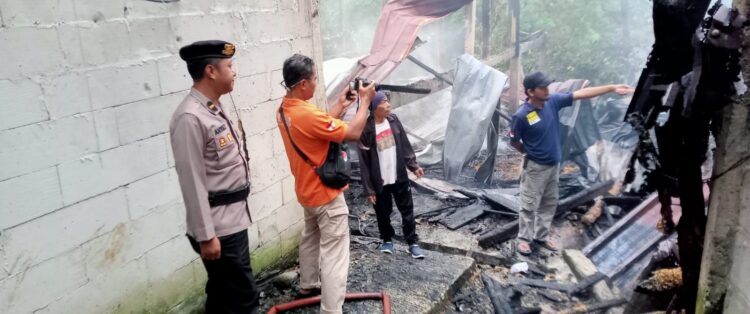 Kebakaran Kandang di Mrebet, Polisi Periksa TKP