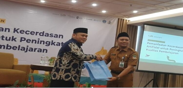Dinas Pendidikan Bersama MBPS Kabupaten Bekasi Gelar Seminar Pemanfaatan AI Menigkatkan Kualitas Pembelajaran