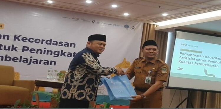 Dinas Pendidikan Bersama MBPS Kabupaten Bekasi Gelar Seminar Pemanfaatan AI Menigkatkan Kualitas Pembelajaran