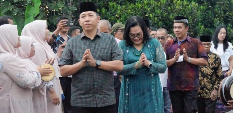Pererat Tali Silaturahmi, Bupati Tapanuli Utara Hadiri Halal Bihalal se-Luat Pahae di Simangumban Jae