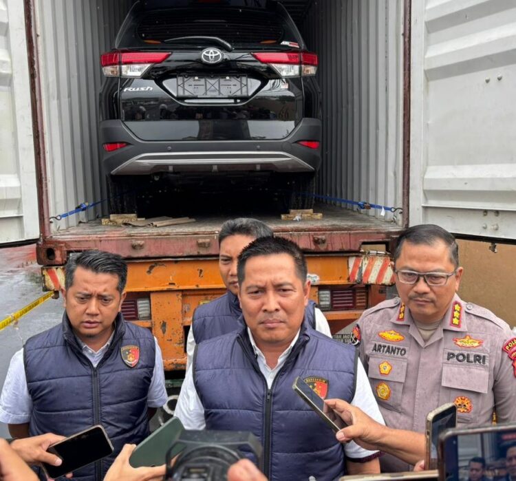 Ditreskrimsus Polda Jateng Bongkar Sindikat Penyelundupan Ranmor Internasional Bermodus Dokumen Fiktif