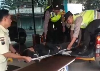  Kecelakaan Tunggal Sepeda Motor, Polsek Mrebet Evakuasi Korban ke Rumah Sakit