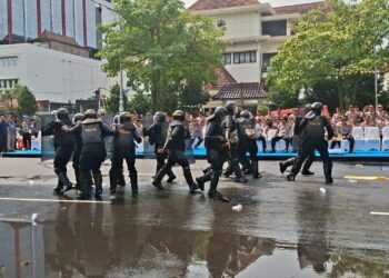 Gelar Simulasi Sispamkota, Wakapolda Jateng Instruksikan Seluruh Kapolres Samakan Persepsi dan Terapkan Standar Pelayanan Humanis