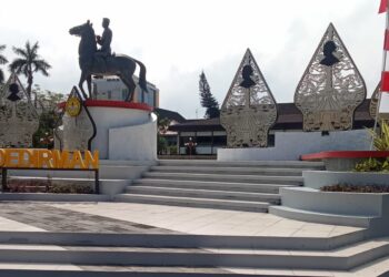 Meski Jaman Edan, Orang Jangan Seperti Kacang Lupa Sama Kulitnya,Catatan Widoyo Satmoko