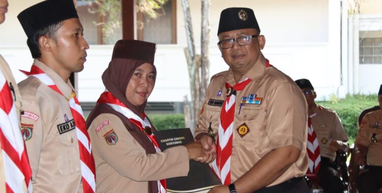 Bupati Sadewo Lepas Kontingen Kwarcab Banyumas untuk Ikuti Pesta Siaga Jateng 2026