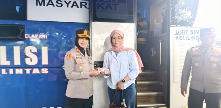 Hari Buruh, Polres Purbalingga Sediakan Layanan Kesehatan, Perpanjangan SIM dan Samsat Keliling
