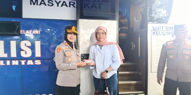 Hari Buruh, Polres Purbalingga Sediakan Layanan Kesehatan, Perpanjangan SIM dan Samsat Keliling