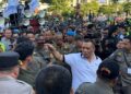 Gubernur Jateng Bersama Kapolda dan Pangdam Temui Massa Aksi May Day, Gubernur Lakukan Orasi  di Depan Peserta Unras