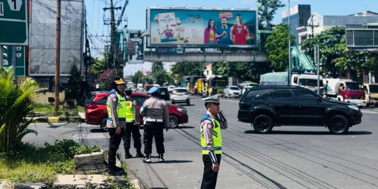 Beri Pengawalan Sejak Titik Kumpul Hingga Lokasi Aksi, Wujud Pelayanan Humanis Polda Jateng Saat Mayday