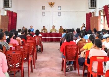 Wabup Taput Dr. Deni Parlindungan Lumbantoruan M.Eng Hadiri Kegiatan Pendistribusian Kartu Keluarga Sejahtera (KKS)