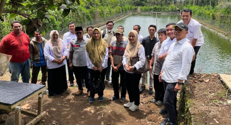 DKP Provisinsi Jawa Timur Budidaya Ikan Desa Putat Lor, Kecamatan Gondanglegi, Kabupaten Malang