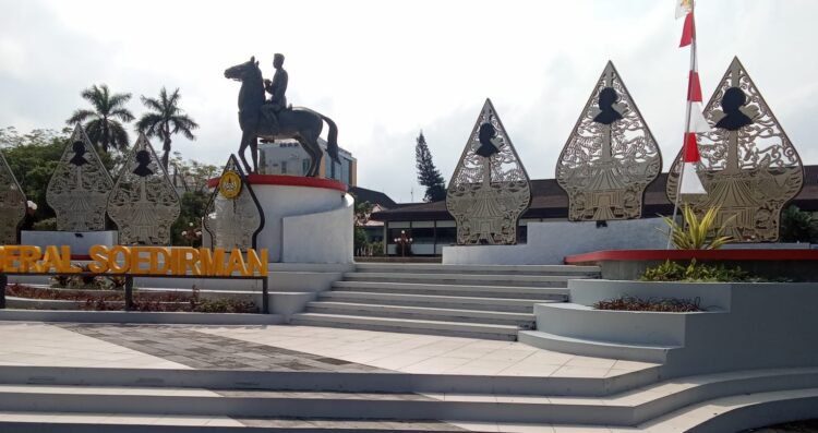 Sejarah Adalah Anugrah : MEMBANGUN BANGSA BERKARAKTER PANCASILA DIMULAI DARI PAUD, Oleh Widoyo Satmoko