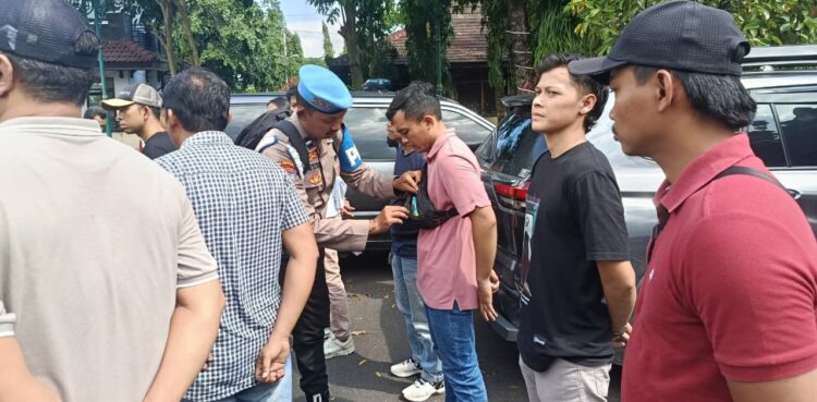Wujud Pelayanan Humanis, Polres Purbalingga Pastikan Personel Tidak Ada yang Membawa Senjata Api