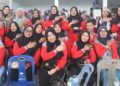 Polwan Polres Simalungun Bagikan Roti Ulang Tahun Kepada Ibu-ibu Buruh, Warnai Perayaan May Day 2026 Yang Meriah Dan Kondusif