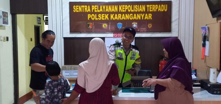Polsek Karanganyar dan Warga Bantu Bocah Tersesat Bertemu Keluarga