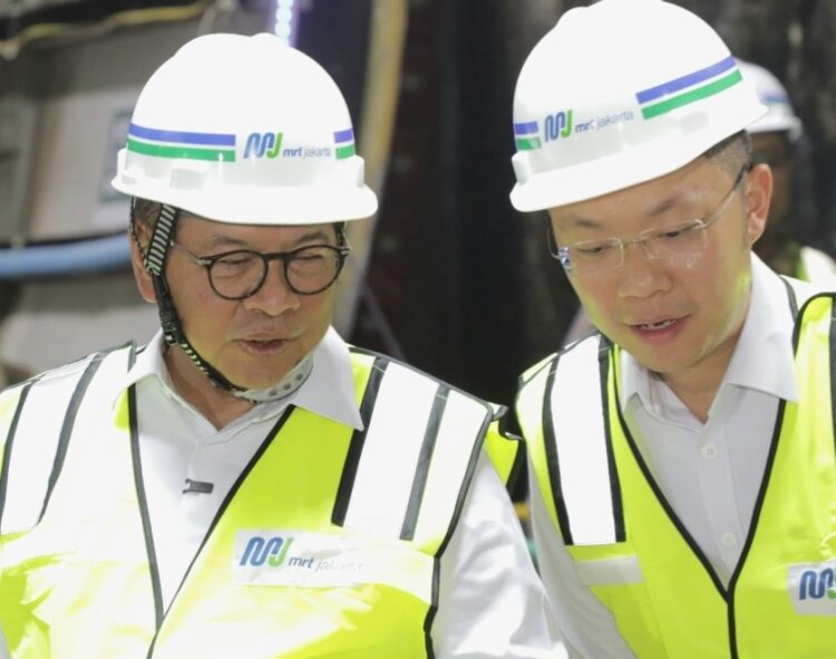 Tinjau Pembangunan MRT Jakarta Bundaran HI – Kota, Gubernur Pramono Damping Wapres Gibran