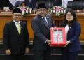 Rapat Paripurna DPRD, Wagub Rano Dorong Reformasi Kesehatan dan Pelindungan Perempuan