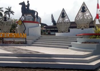 Keunikan Dan Filosofi Semar Sang Pemomong : JANGAN MERASA PALING PERKASA, PALING BERJASA DAN PALING BERKUASA