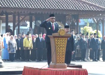 Bupati Sadewo Pimpin Peringatan Hardiknas di Banyumas, Perkuat Komitmen Pendidikan Merata dan Berkualitas