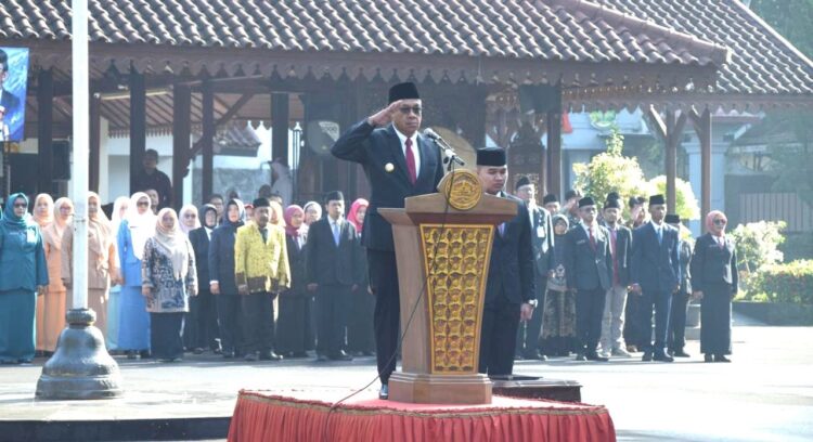 Bupati Sadewo Pimpin Peringatan Hardiknas di Banyumas, Perkuat Komitmen Pendidikan Merata dan Berkualitas