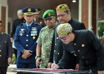 Wabup Subang Pimpin Upacara Di Hari Pendidikan Nasional Tahun Ke-67