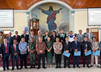 Pemkab Taput Hadiri Ibadah Minggu II Dung Trinitatis dan Pelantikan Pengurus Yayasan Anugerah HKI Tarutung Kota