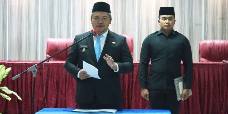 Pemkab Tapanuli Utara Lantik 17 Pejabat Administrator Dilantik Perkuat Kinerja Perangkat Daerah